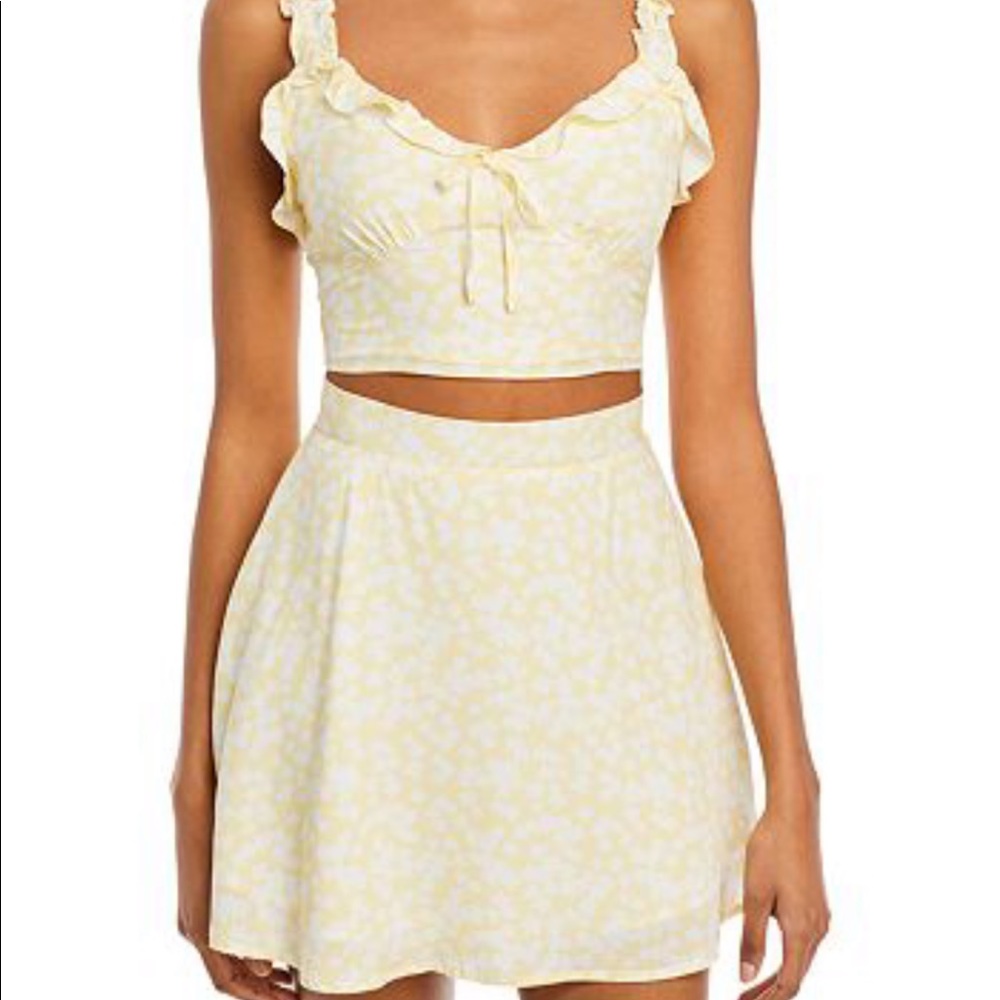 Two piece set in yellow - perfect for summer!